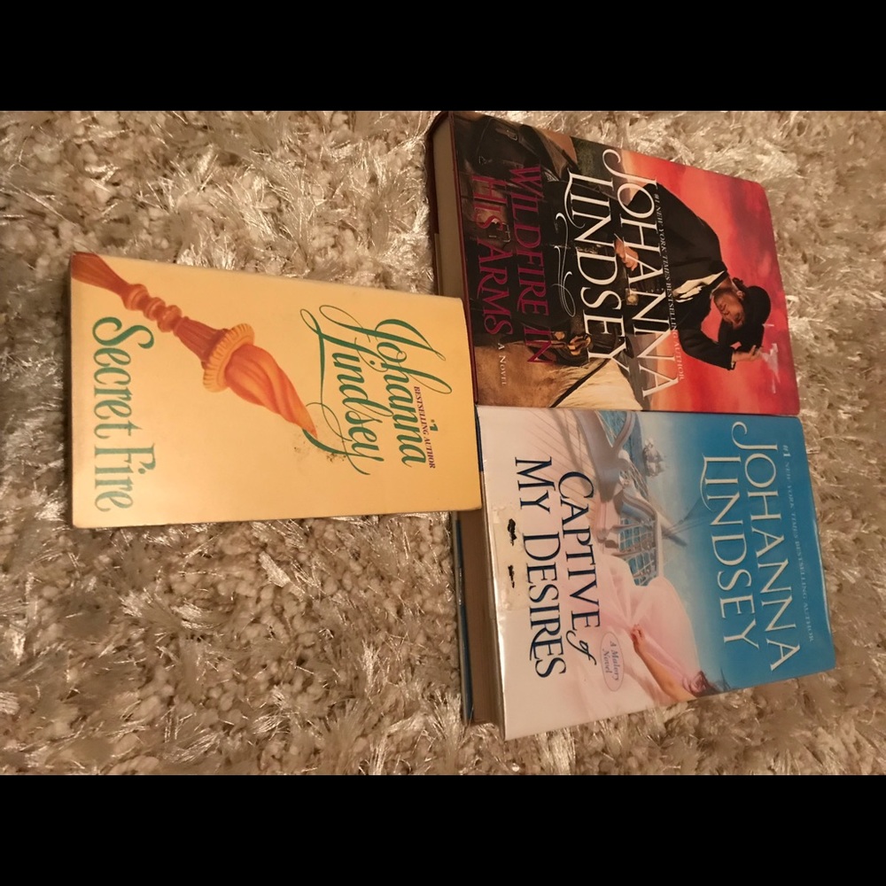 Johanna Lindsey Books! 3 Book Lot